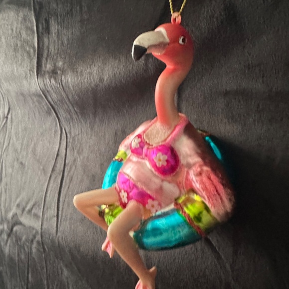 Brubaker whimsical Flamingo in bikini, glass ornament - Picture 8 of 10